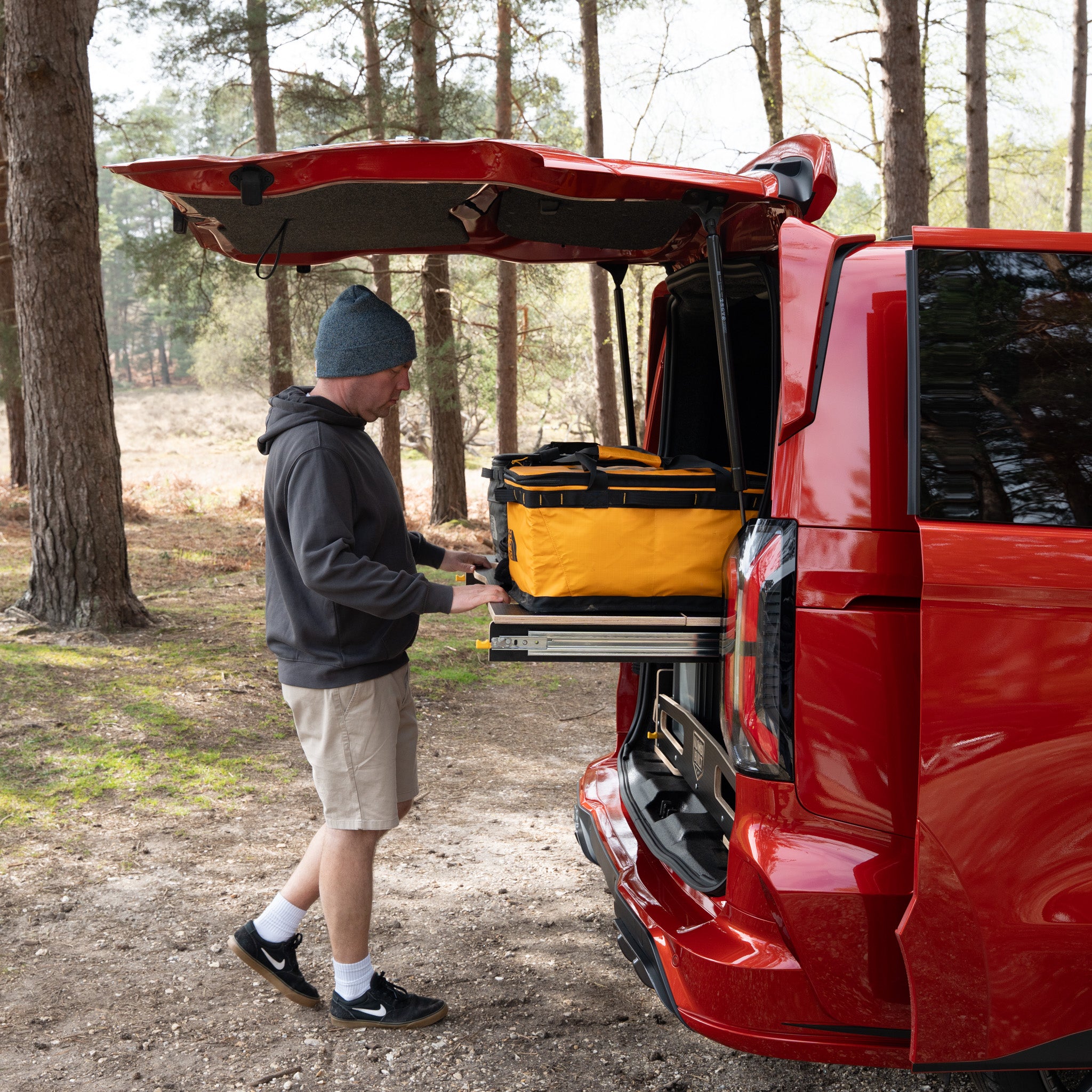 KombiBuilt Modular Van Drawer System – VW T7 &amp; Ford Transit Custom (2024+)