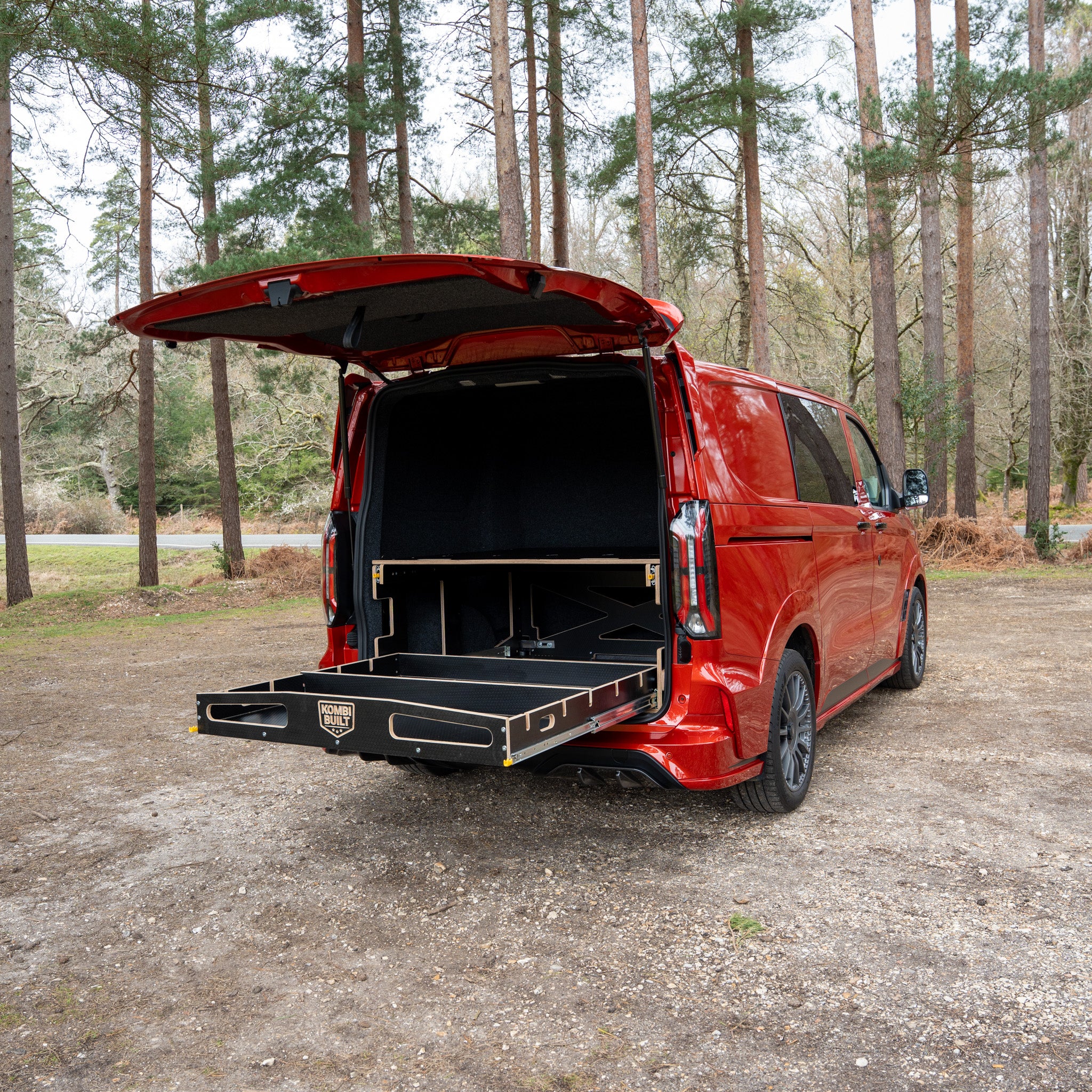 KB022 Corner view with drawer open